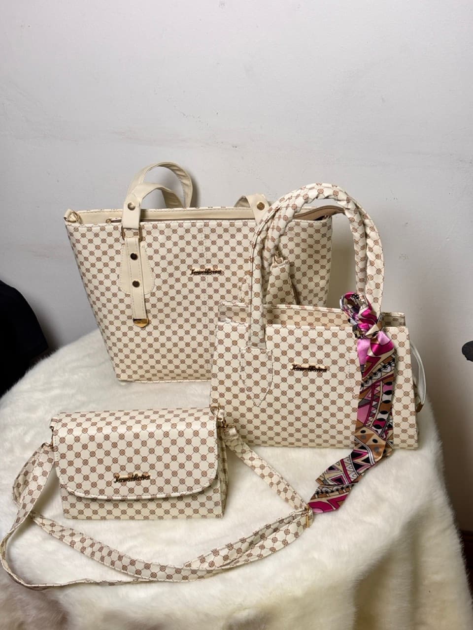 Ladies Hand Bag's - Image 38
